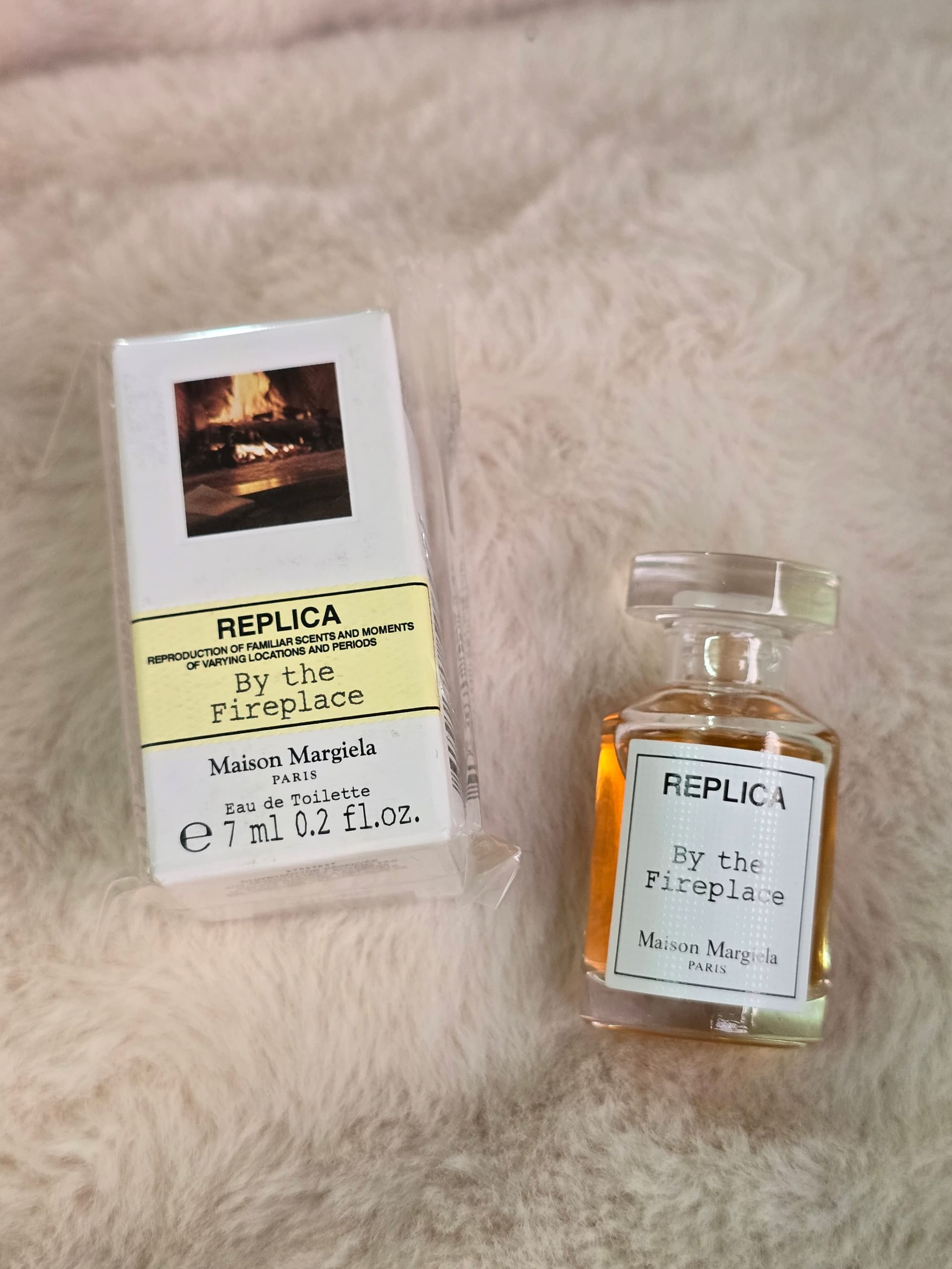 Maison Margiela Replica By The Fireplace edt 7ml Official Miniature for women & men
