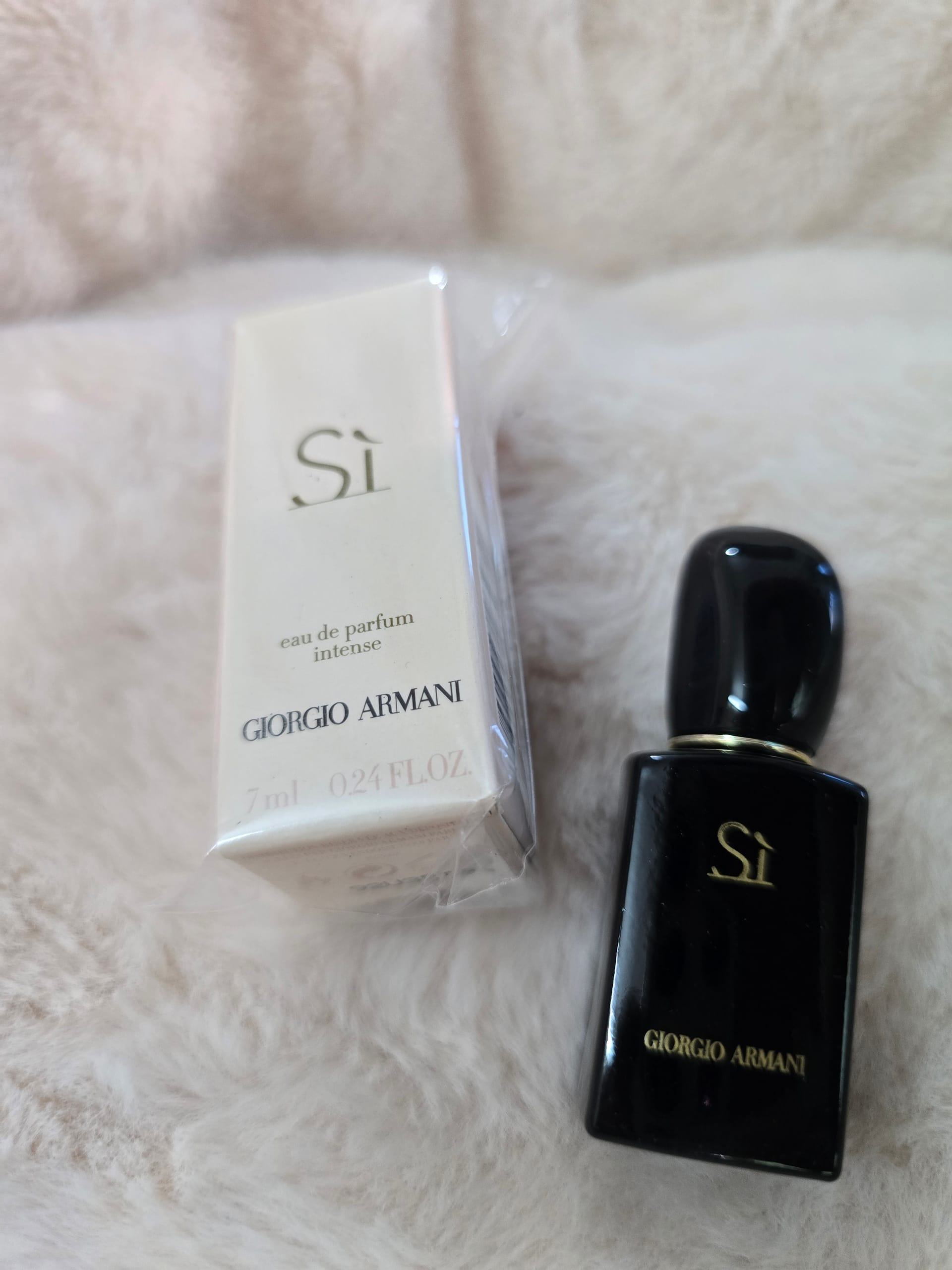 Giorgio Armani Si edp intense 7ml Official Miniature for women