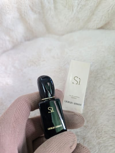 Giorgio Armani Si edp intense 7ml Official Miniature for women_img_1